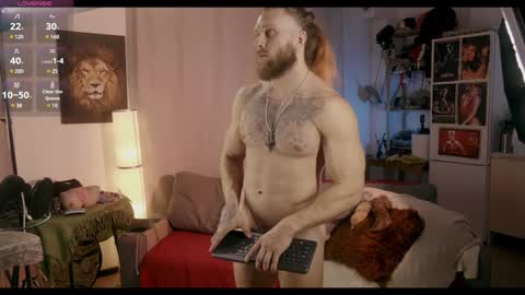 Snapshot of rusbigpaul chatting on February 4, 4:18 pm Paul online show from February 4, 4:18 pm