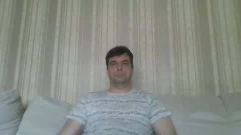 rusqadisx online show from January 31, 7:18 am