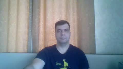 rusqadisx online show from December 5, 7:15 am