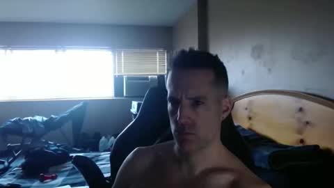 rustic_cuse_777 online show from February 16, 9:35 pm