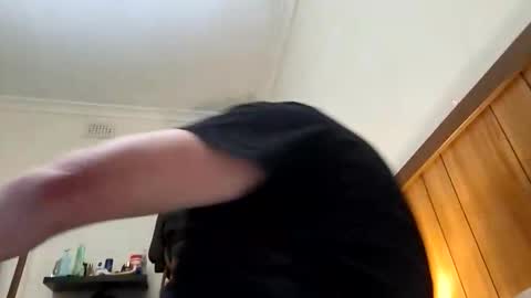 rustynuts95716 online show from April 23, 8:33 pm