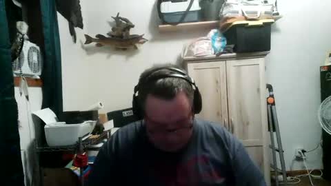 rwzar_1965 online show from July 2, 3:05 am