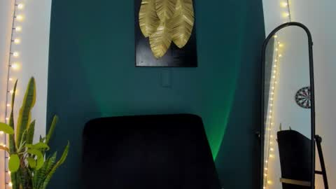 Ryan independent model online show from September 27, 1:58 am