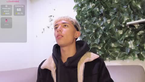 Ryan online show from January 28, 11:49 am