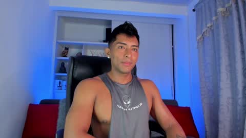 Snapshot of ryanboy30 chatting on December 4, 3:10 pm ryanboy30 online show from December 4, 3:10 pm
