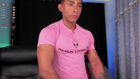 Snapshot of ryanboy30 chatting on February 19, 2:23 pm ryanboy30 online show from February 19, 2:23 pm