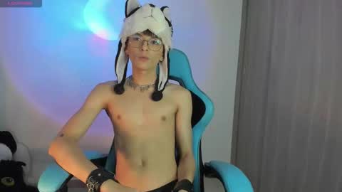 RYO BLEU online show from February 28, 5:28 am