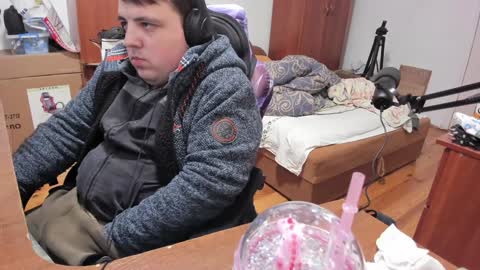 1141323  my Lord Mister Max   moms treasure online show from December 11, 1:39 am