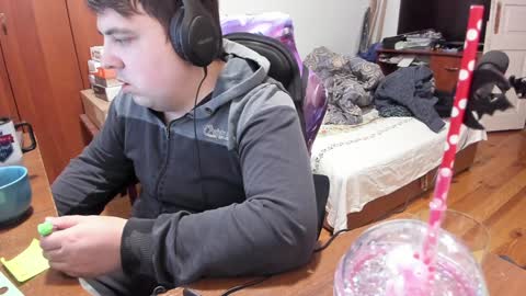 1141323  my Lord Mister Max   moms treasure online show from January 14, 4:57 am