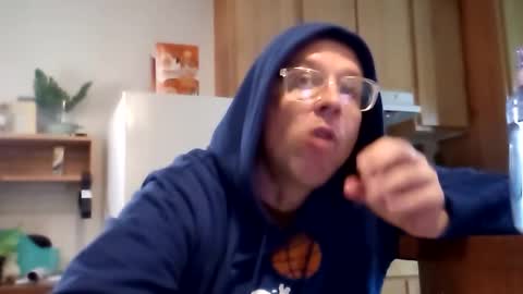 salis1981 online show from November 30, 7:16 pm