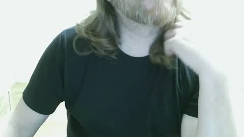 Saltimbanquier  Salt  ou  Banquier  online show from April 1, 7:33 pm