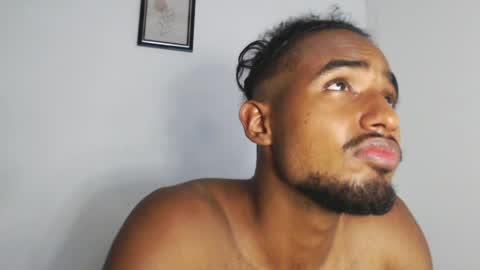 salvatore_amator online show from April 4, 10:51 pm