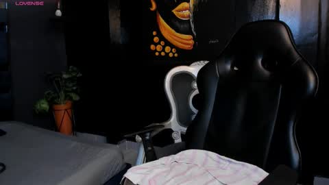 SALVATORE online show from November 25, 6:32 pm