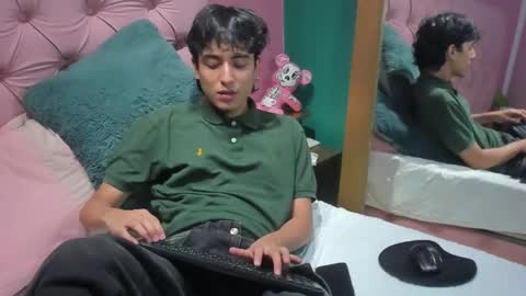 salvatore  online show from December 10, 10:27 pm