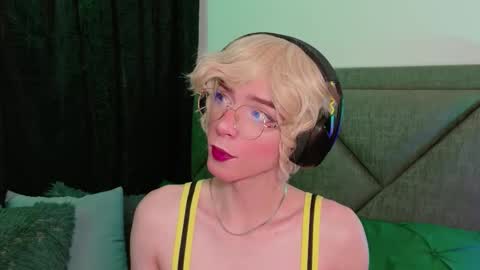 Sam online show from September 17, 7:53 am