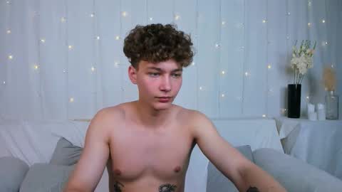 Sam online show from September 17, 2:07 pm