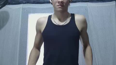 samuel_hills_ii online show from February 14, 8:15 pm