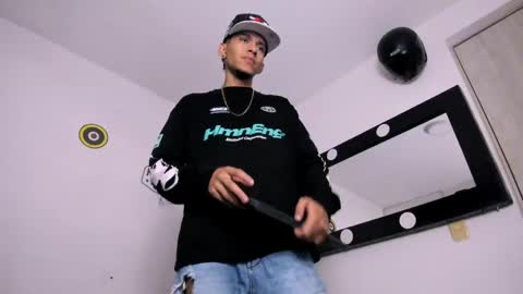   online show from April 21, 1:53 am