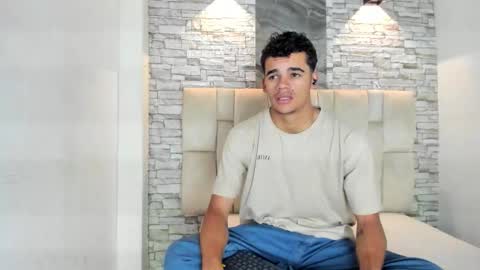 SAMUEL online show from March 4, 12:45 pm