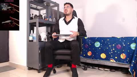  Samuel Coopper  online show from February 1, 5:33 pm