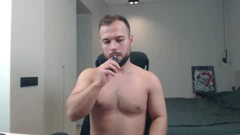 DeAlex online show from April 2, 1:41 pm