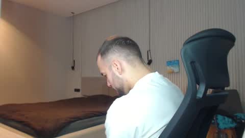 DeAlex online show from February 16, 10:43 am