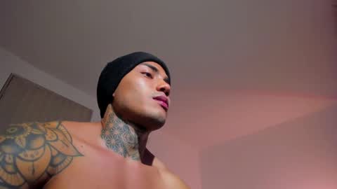 Santi Ferrer online show from May 25, 3:24 am