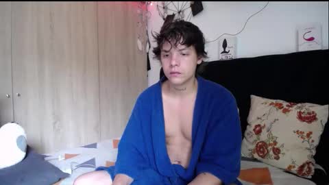 Santii online show from February 24, 6:19 pm