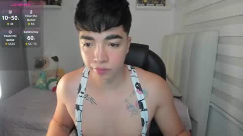 Mr. Santiago online show from July 8, 1:37 pm