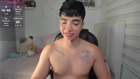 Mr. Santiago online show from July 11, 1:57 pm