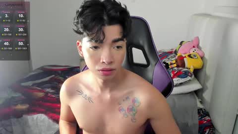 Mr. Santiago online show from February 15, 1:27 pm