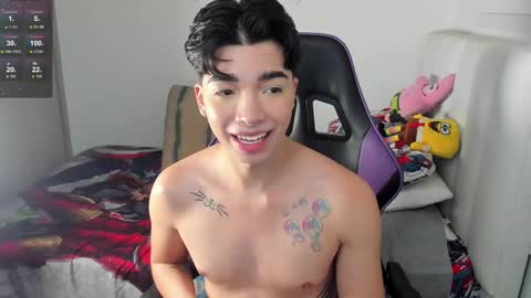 Mr. Santiago online show from February 12, 1:37 pm