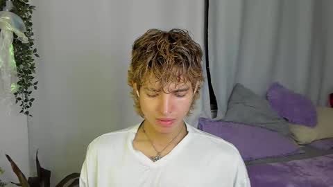 kitty online show from October 4, 2:49 am