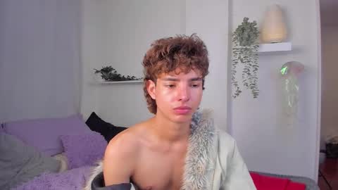 kitty online show from January 17, 1:52 am