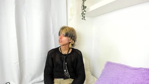 kitty online show from December 19, 5:29 am