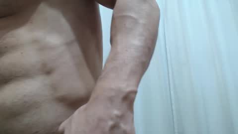 saradorj92 online show from September 16, 7:31 am