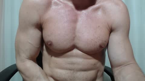 saradorj92 online show from March 29, 1:39 am