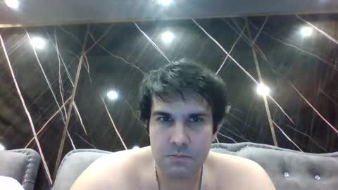 petperson04 online show from April 25, 11:24 am
