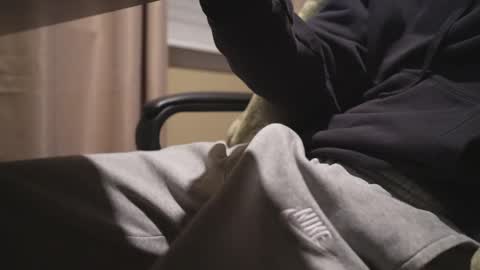 Skinny College Boy online show from February 6, 6:54 am