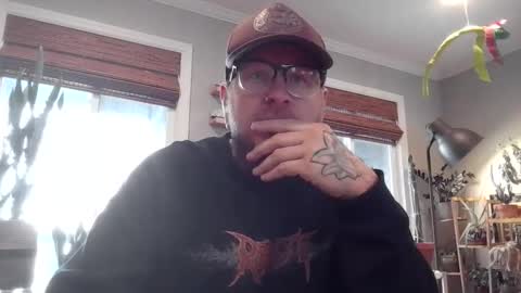 into BIG folks chubs and BBW online show from April 3, 3:20 pm