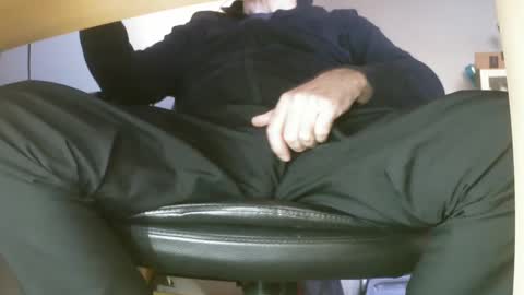 Fritz Schluepper online show from March 9, 3:49 pm