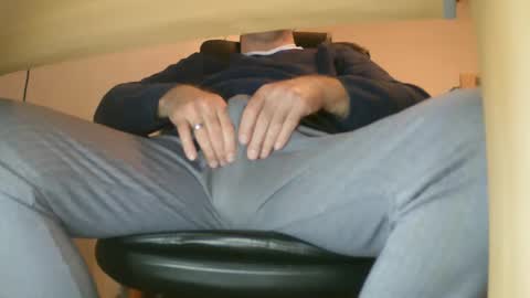 Fritz Schluepper online show from February 4, 7:11 pm