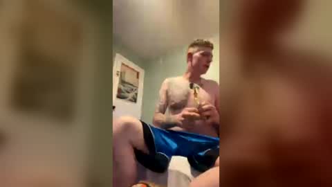 scoobiedoo0513 online show from June 18, 1:18 am