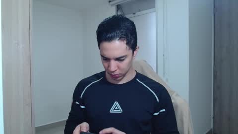 Twitter Scott brasher1 Instagram Camiloestuardo2 online show from January 13, 9:20 pm