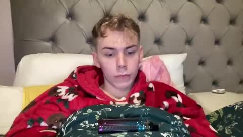 danny online show from December 5, 1:14 am