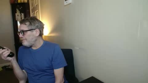 James online show from November 27, 7:39 pm