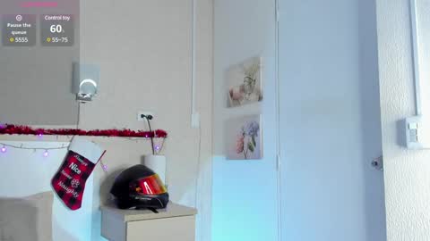 scottvitale online show from December 15, 7:42 pm