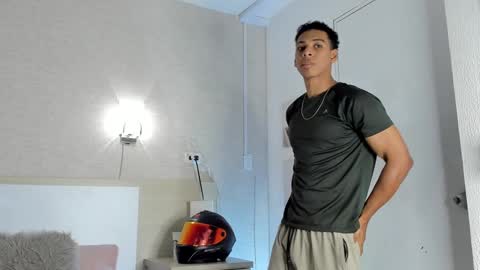 scottvitale online show from January 25, 7:39 pm