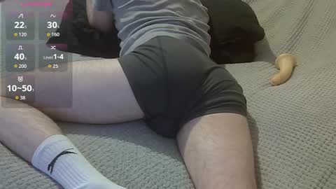 scottyboyyy94 online show from February 19, 9:44 pm