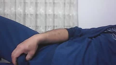 Snapshot of screw2 chatting on January 19, 9:02 pm Evren online show from January 19, 9:02 pm